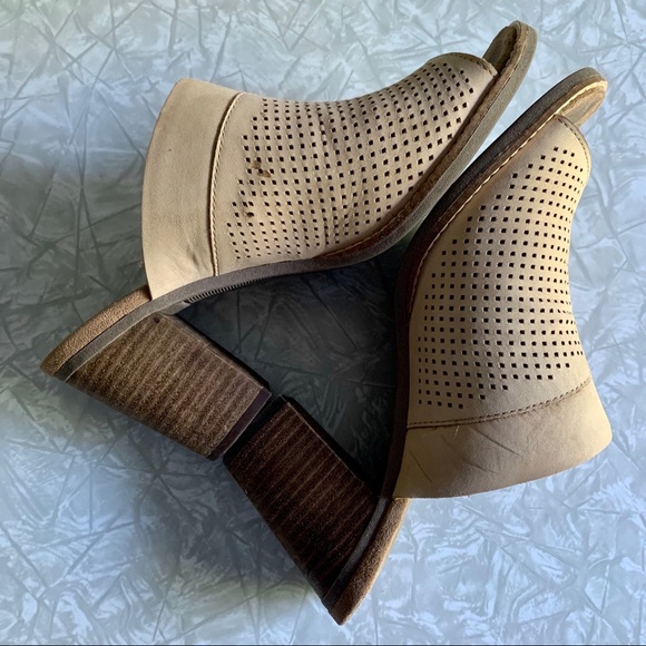 TOMS Majorca Suede Slide Sandal 9 - Picture 5 of 8